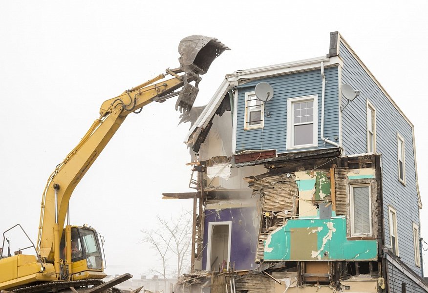 Демонтаж жилых домов