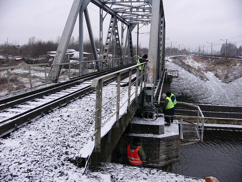 Демонтаж металлического моста