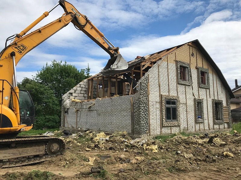 Демонтаж частного дома в Москве