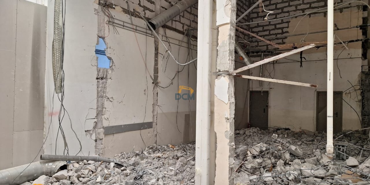 Демонтаж банковского хранилища на территории магазина Ашан в Торговом центре «Лето»